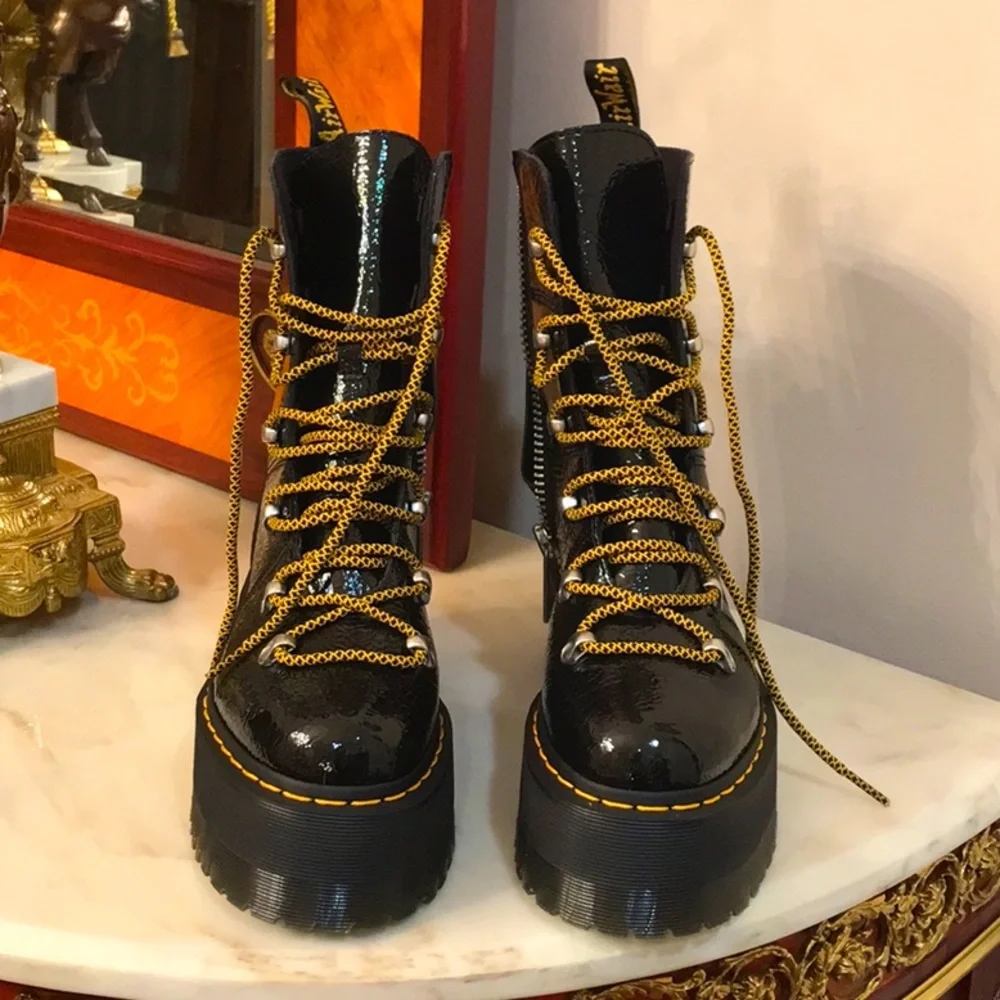 Dr. Martens Ghilana Max Lace-Up Black Pattern Leather Platform Boot sz.6